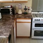 Beautiful 2-Bed Apartment In Aberdeen